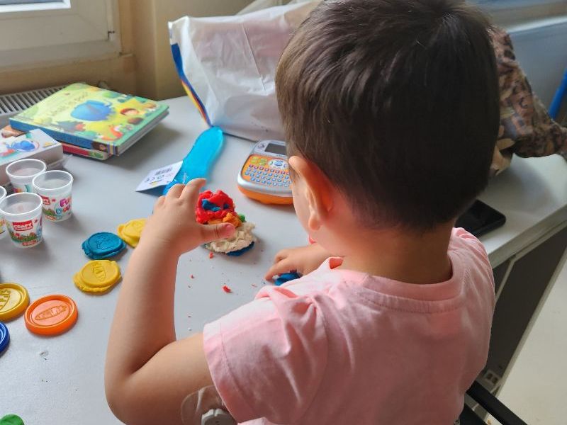 baby_playing baby playing